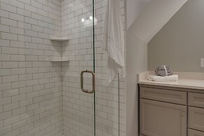 Dog-friendly Mills River Retreat Near Hiking!