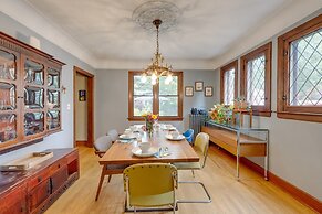 Ferndale Gem, Walk to Stores & Restaurants!