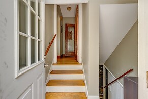 Ferndale Gem, Walk to Stores & Restaurants!