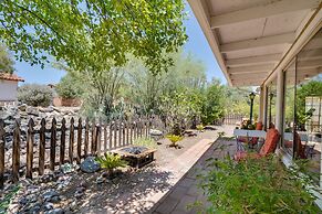 Green Valley Vacation Rental Apt w/ Patio & Grill!