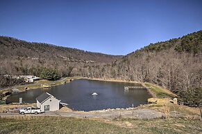 Pet-friendly Virginia Home w/ Pool Access