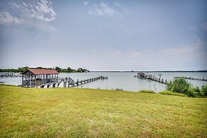 Gloucester Point Vacation Rental on York River!