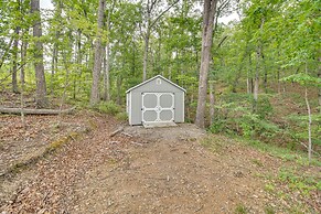 Cozy Home in Star Tannery w/ Private Backyard!