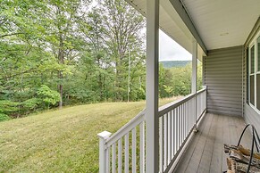 Cozy Home in Star Tannery w/ Private Backyard!