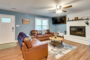 Cozy Home in Star Tannery w/ Private Backyard!