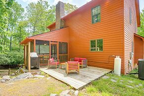 Mcgaheysville Home w/ Screened Porch & Gas Grill!