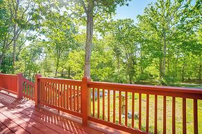 Mcgaheysville Home w/ Screened Porch & Gas Grill!