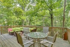 Spacious Massanutten Retreat w/ Hot Tub & Games