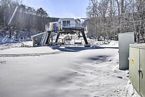 Spacious Massanutten Retreat w/ Hot Tub & Games