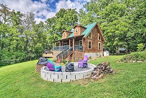 Maggie Valley Family Cabin w/ Porch & Fire Pit!