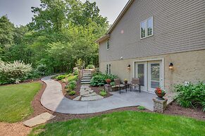 The Haven at Welsh Mountain Suites - Apt w/ Patio!