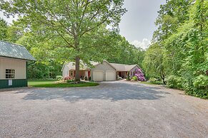 The Haven at Welsh Mountain Suites - Apt w/ Patio!