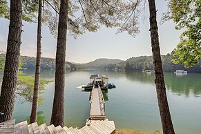Scenic Bryson City Retreat w/ Direct Lake Access!