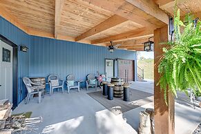 Scenic Bryson City Retreat w/ Direct Lake Access!