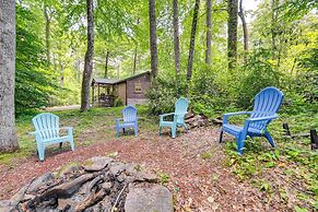 Pet-friendly Creekside Cabin w/ Pool Access!