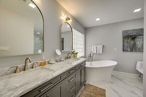 Naples Retreat With Private Pool & Spa!