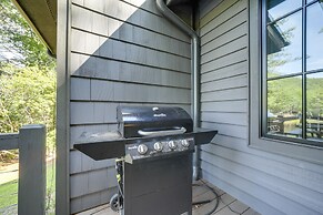 Grill + Water Views: Chinquapin Resort Home