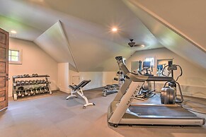 Grill + Water Views: Chinquapin Resort Home