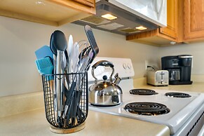 1 Mi to Wvu: Morgantown Apartment Near Hospitals