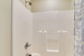 1 Mi to Wvu: Morgantown Apartment Near Hospitals