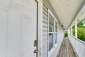 1 Mi to Wvu: Morgantown Apartment Near Hospitals