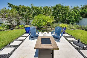 Luxury Naples Home w/ Private Pool ~ 1 Mi to Beach