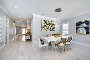 Luxury Naples Home w/ Private Pool ~ 1 Mi to Beach