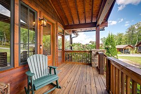 Modern-rustic Glenville Cabin: Golf, Hike + Unwind