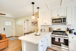 Modern Rapid City Home ~ 3 Mi to Dinosaur Park!