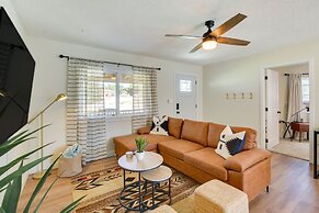 Modern Rapid City Home ~ 3 Mi to Dinosaur Park!