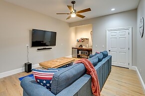 6 Mi to Dtwn Cashiers: Spacious Home w/ Deck