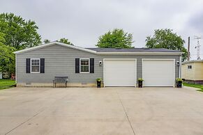 Port Clinton Vacation Rental w/ Boat Dock & Grill!