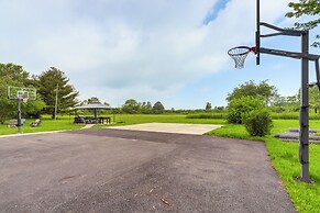 Welcoming Port Clinton Vacation Rental!