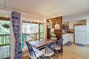 Edgemont Waterfront Cabin Rental w/ Beach Access!