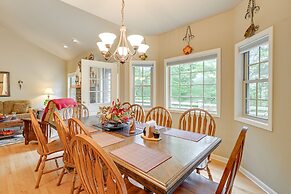 Peaceful Franklin Mountain Retreat w/ Deck