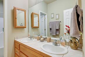 Peaceful Franklin Mountain Retreat w/ Deck