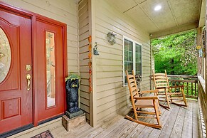 Peaceful Franklin Mountain Retreat w/ Deck