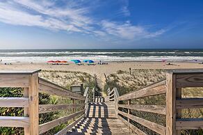 Ocean Club Condo: Spectacular View & Beach Access!