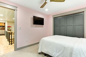 Newly Built West Branch Retreat Near Lake Ogemaw!