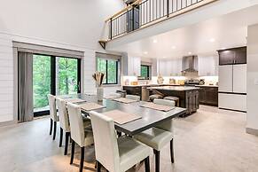 Newly Built West Branch Retreat Near Lake Ogemaw!