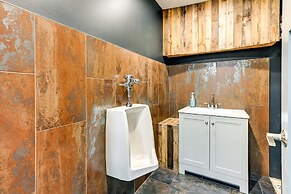 Newly Built West Branch Retreat Near Lake Ogemaw!