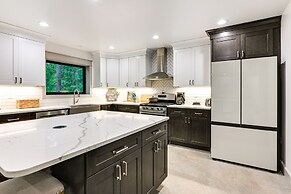 Newly Built West Branch Retreat Near Lake Ogemaw!