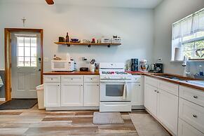 Kentucky Retreat Near Williamstown Lake!