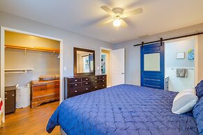 Spacious Retreat w/ Games, 0.7 Mi to Higgins Lake!