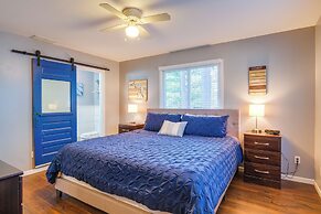 Spacious Retreat w/ Games, 0.7 Mi to Higgins Lake!