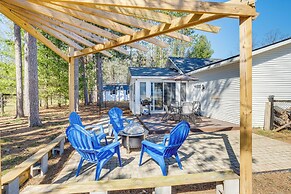 Spacious Retreat w/ Games, 0.7 Mi to Higgins Lake!