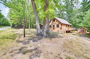 Family Roscommon Home - 3 Mi to Higgins Lake