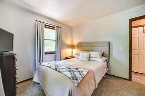 Family Roscommon Home - 3 Mi to Higgins Lake