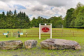 Stunning Tobyhanna Home w/ Lake Access + Kayaks!