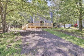 Community Perks: Family Poconos Home w/ Deck!